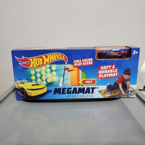 hot wheels Toys Bnib Hot Wheels Felt Mega Playmat With Hot Wheels
